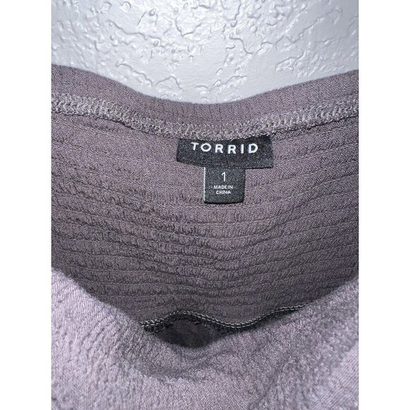 Torrid Tank Top Blouse Grey Floral Embroidered Size 1X Plus Size Boho X1 - Picture 5 of 8